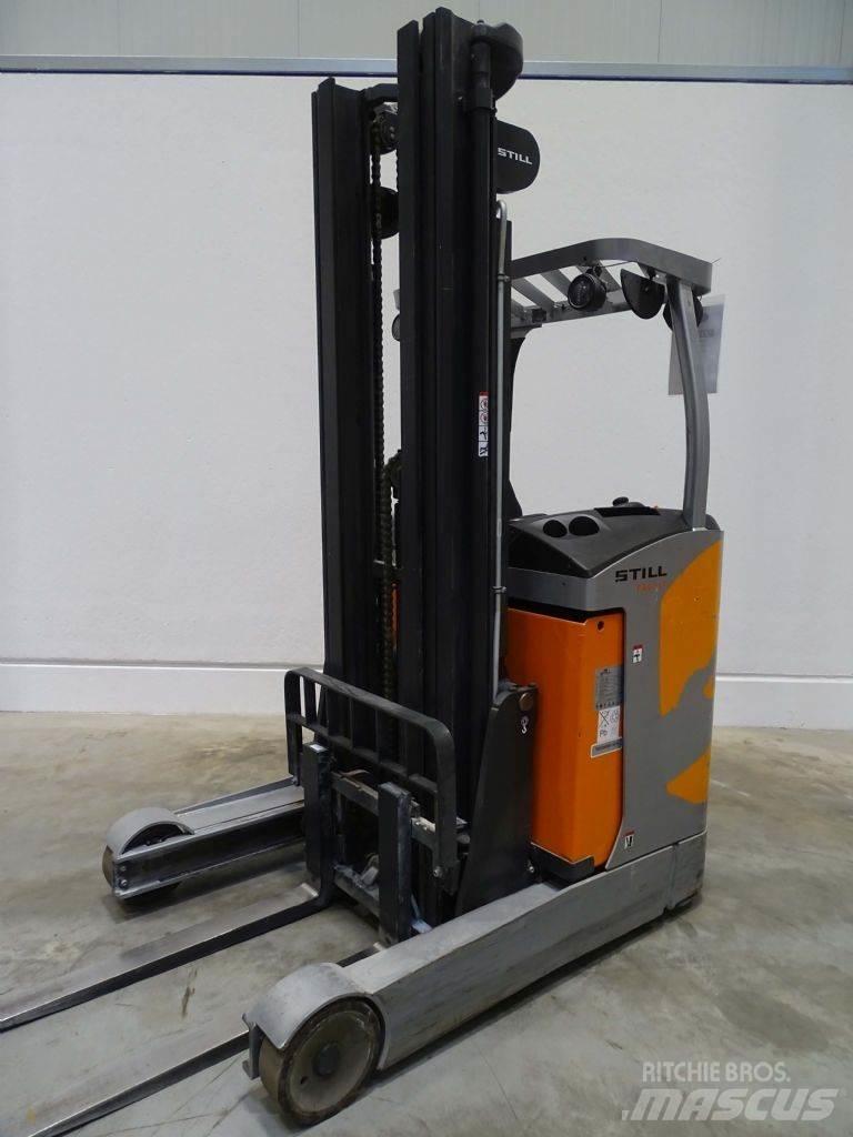 Still FM-X17 Reach truck