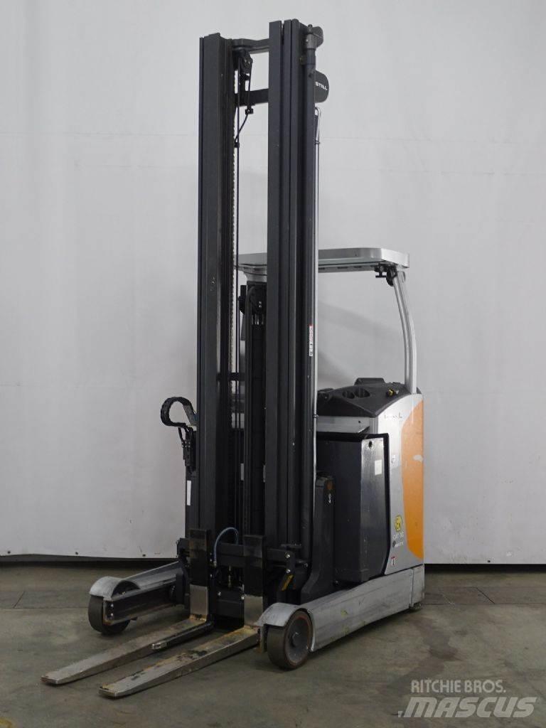 Still FM-X17 Reach truck