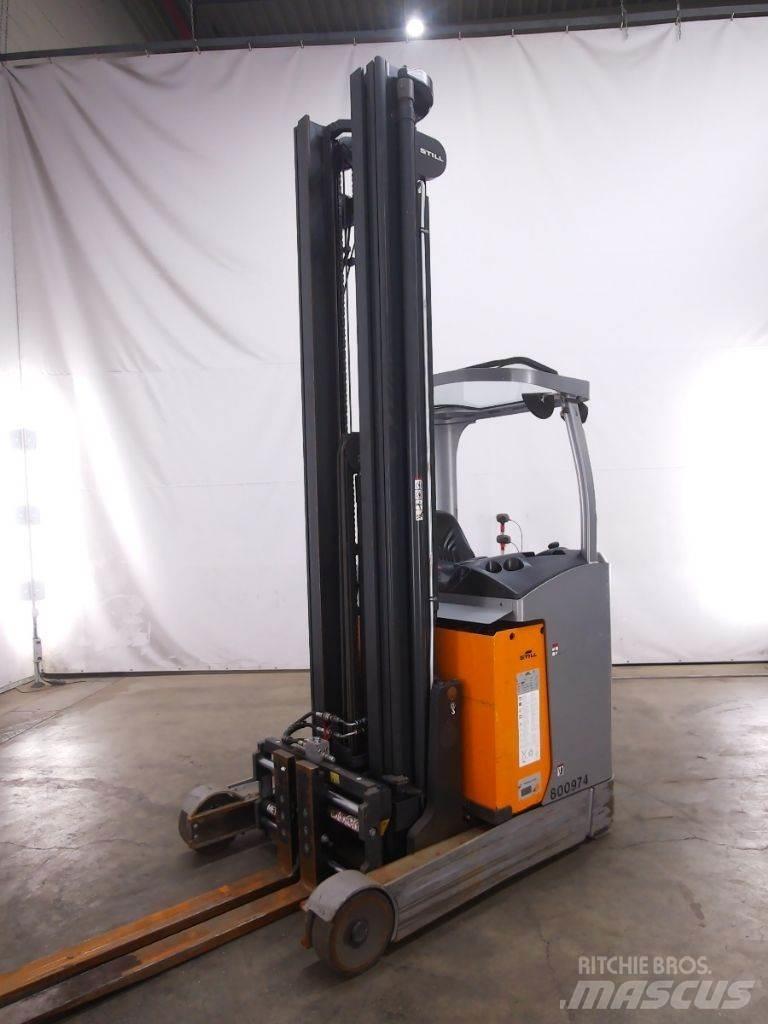 Still FM-X17 Reach truck
