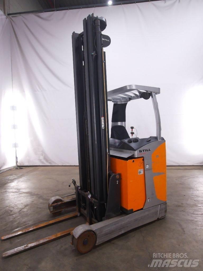 Still FM-X17 Reach truck