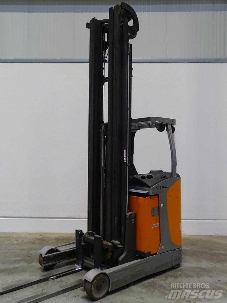 Still FM-X17 Reach truck