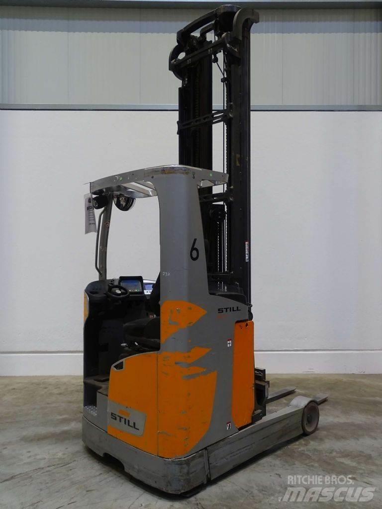 Still FM-X17 Reach truck