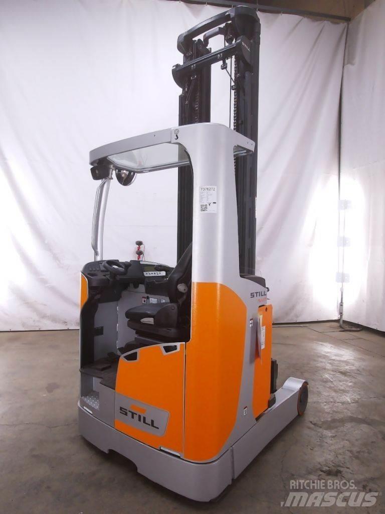 Still FM-X17 Reach truck