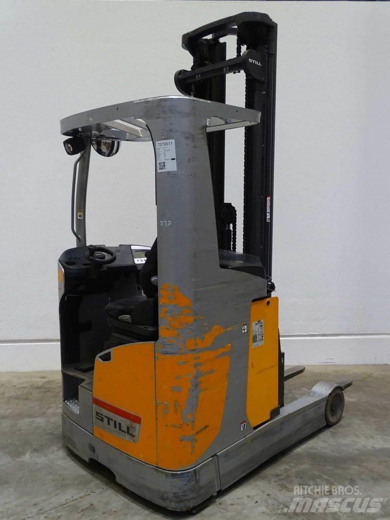 Still FM-X17 Reach truck