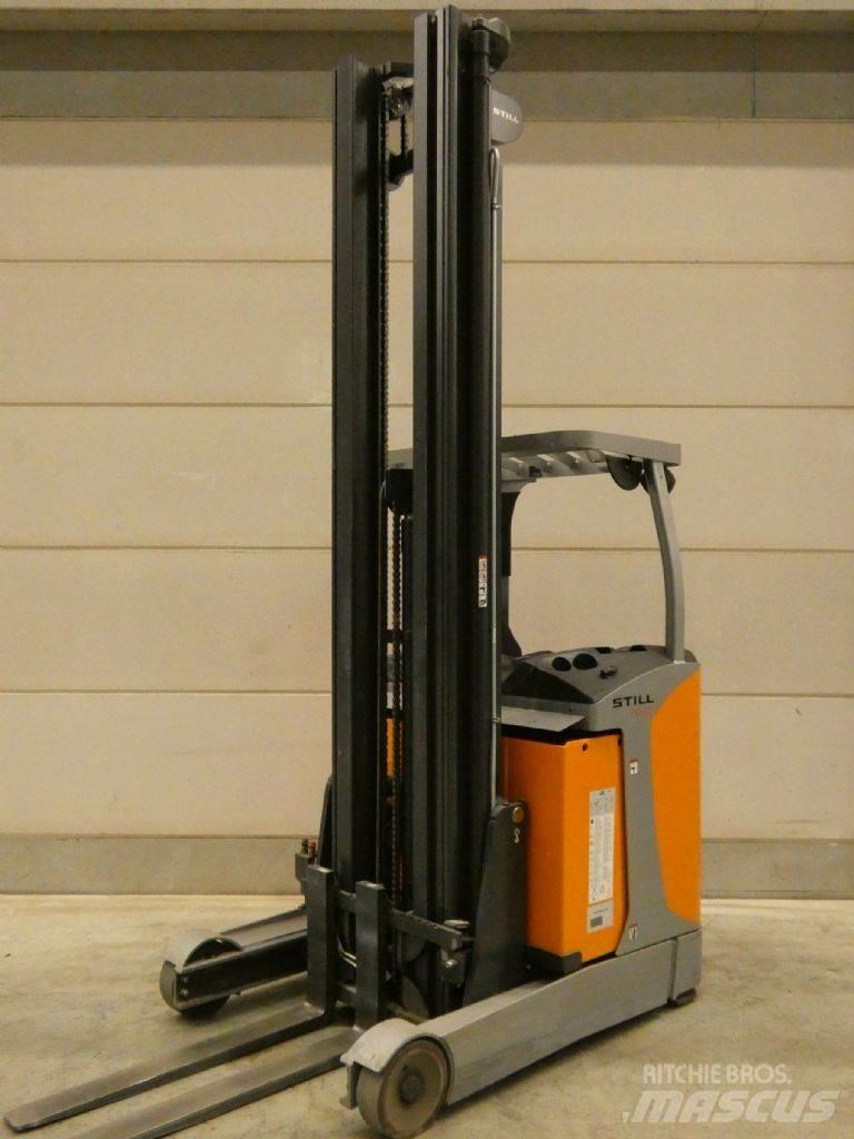 Still FM-X17 Reach truck