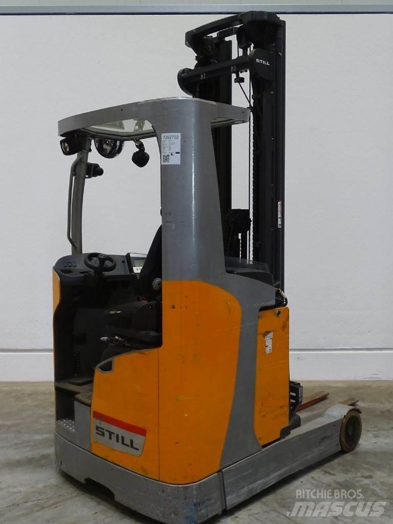 Still FM-X17 Reach truck