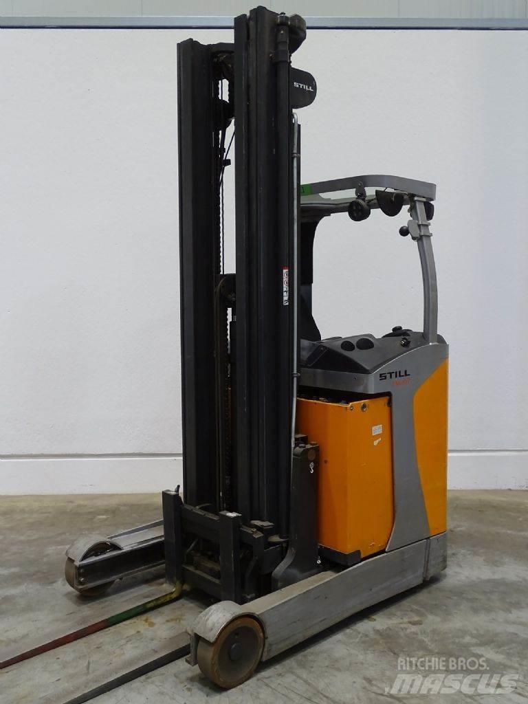 Still FM-X17 Reach truck