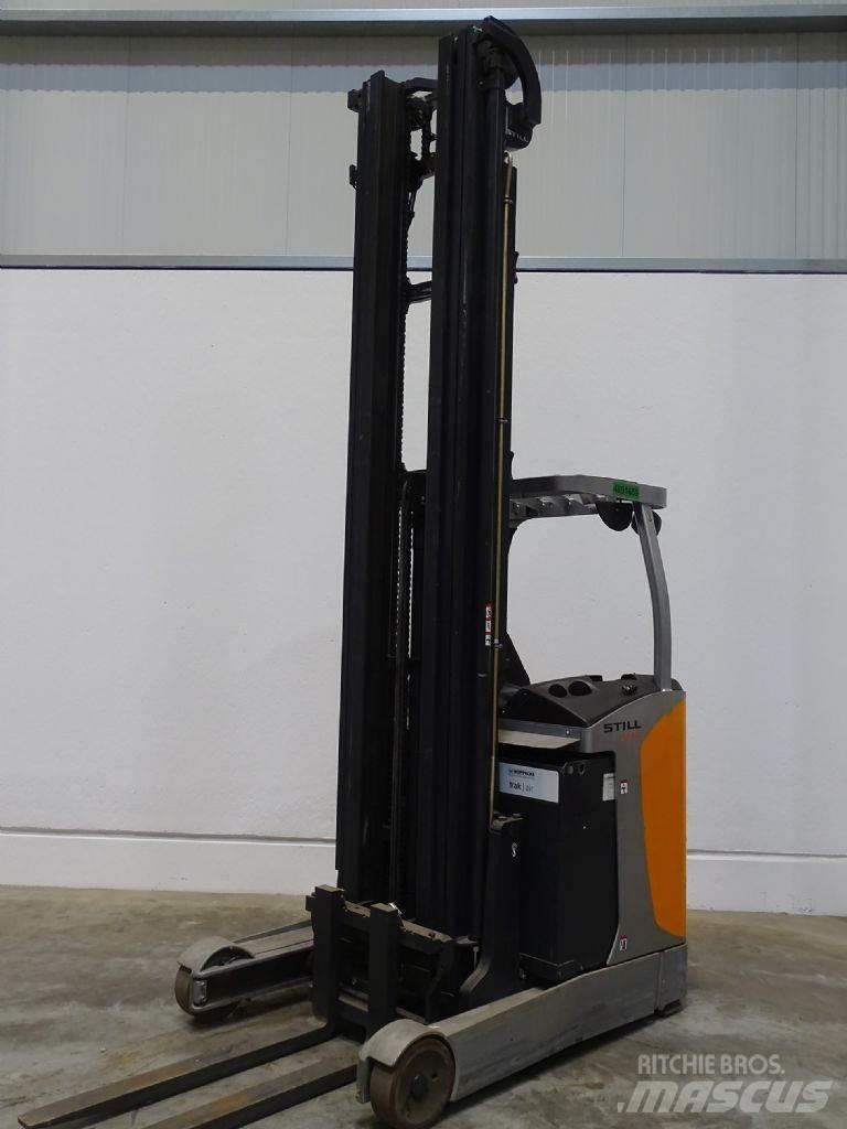 Still FM-X17 Reach truck