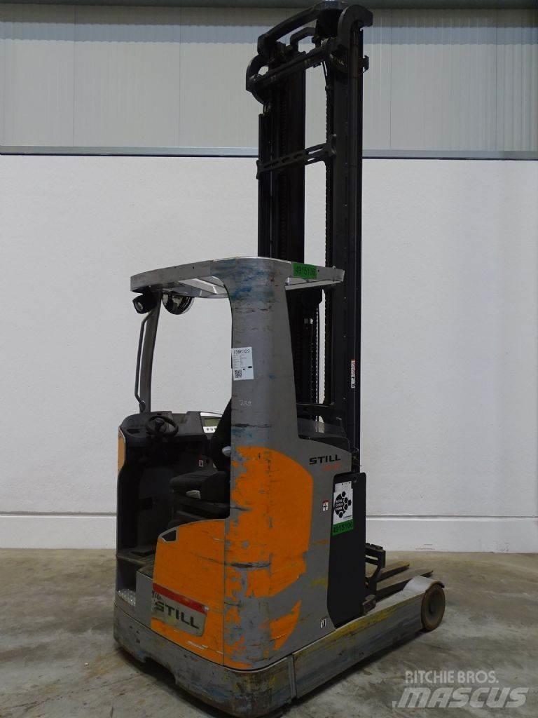 Still FM-X17 Reach truck