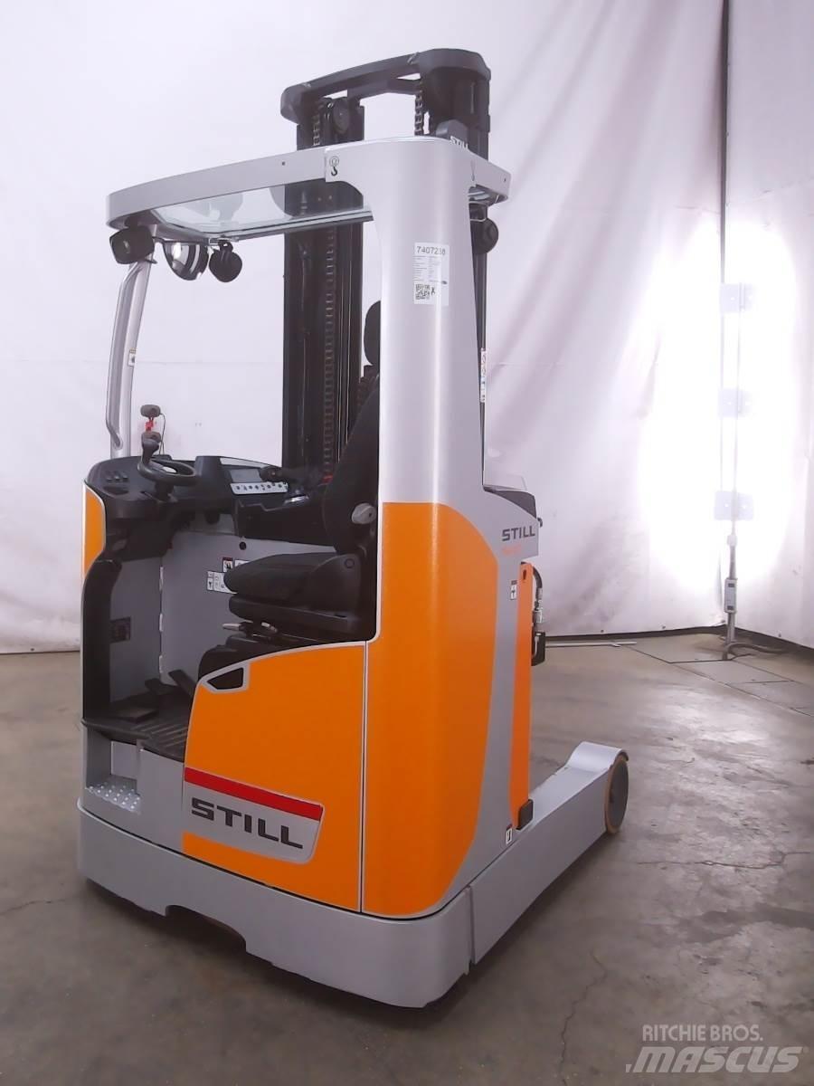Still FM-X17 Reach truck