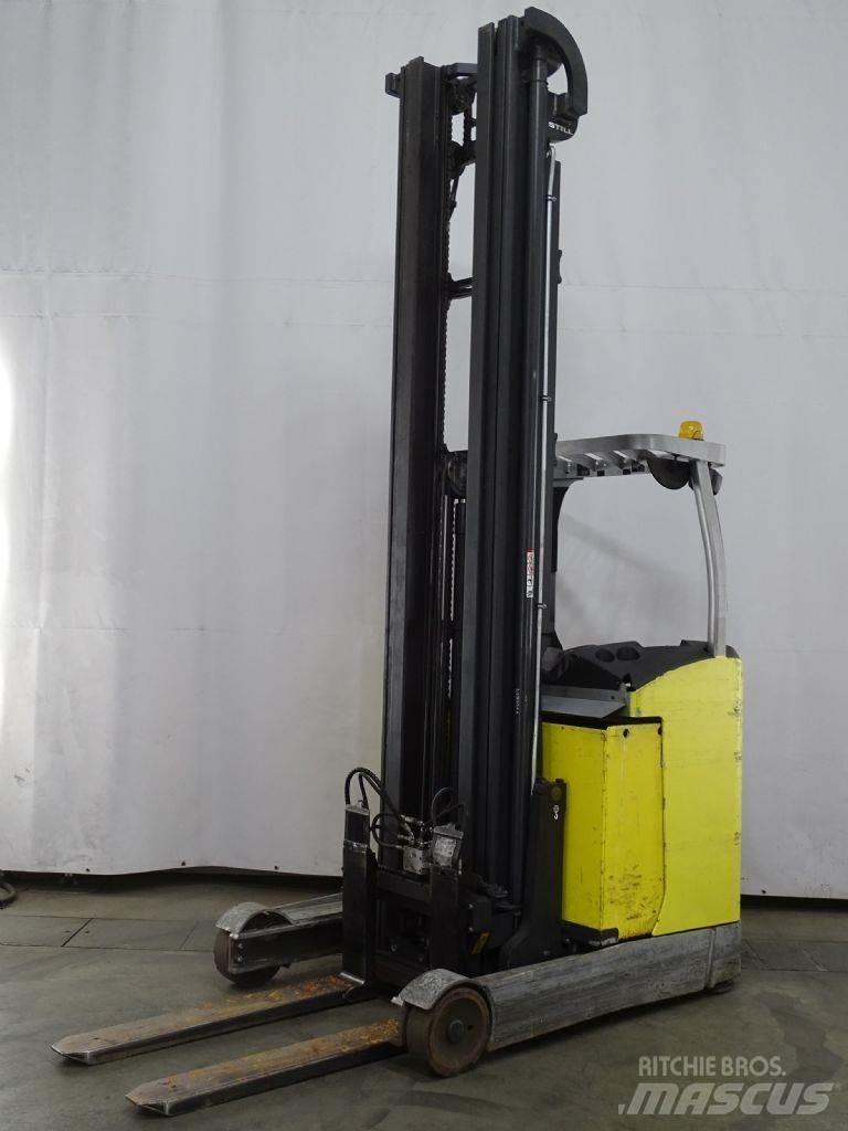 Still FM-X17 Reach truck