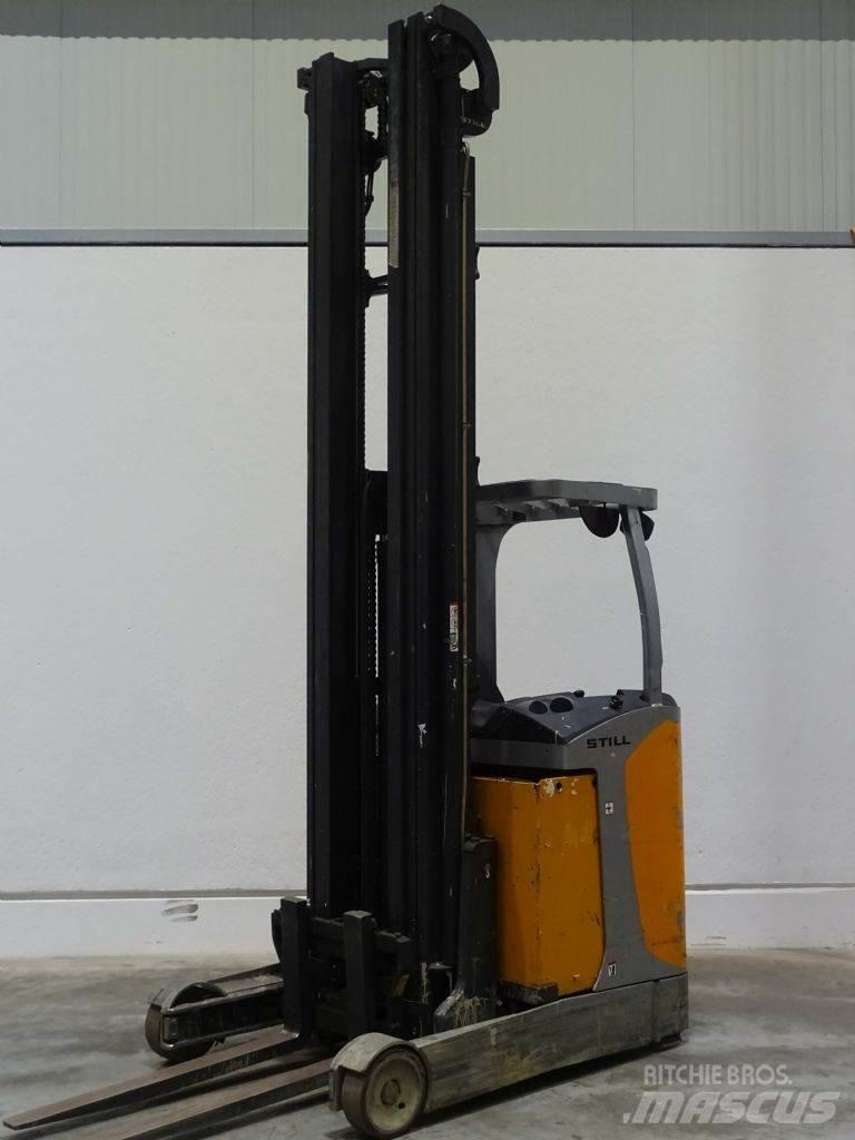 Still FM-X17 Reach truck