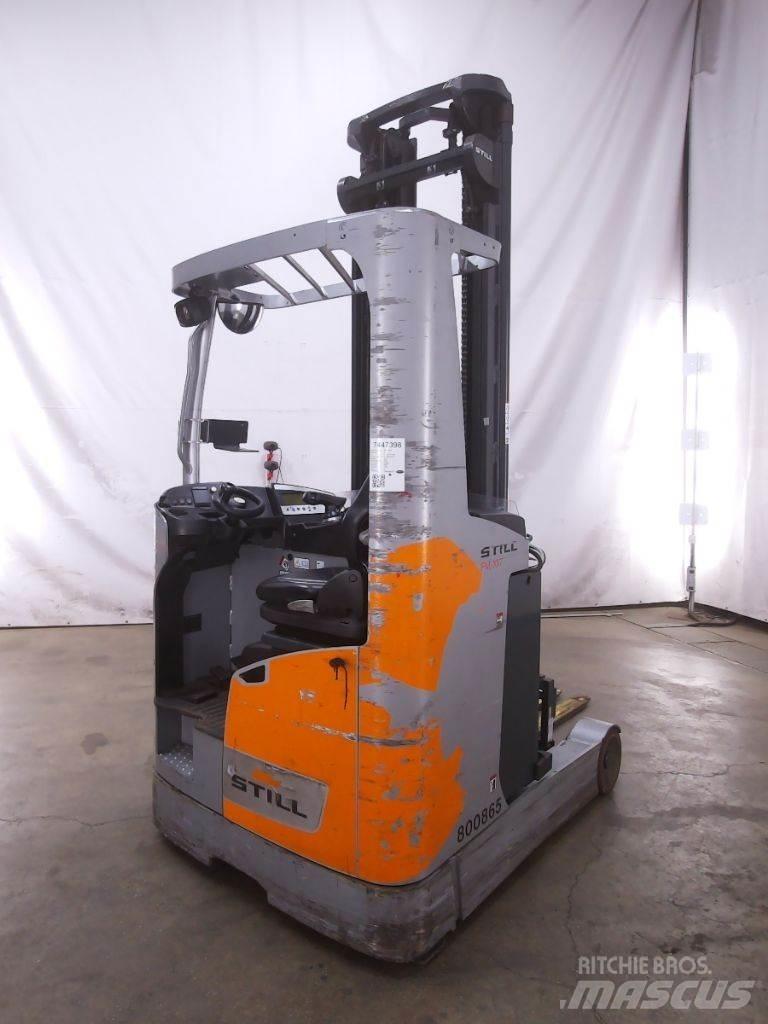 Still FM-X17 Reach truck
