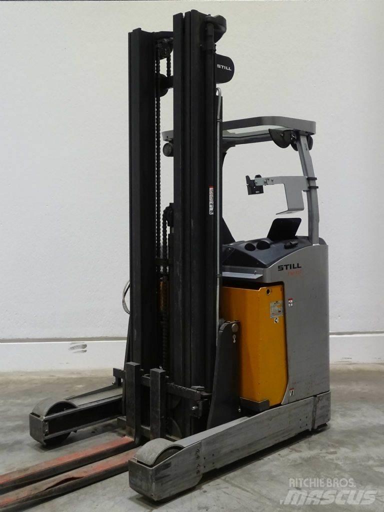 Still FM-X17 Reach truck