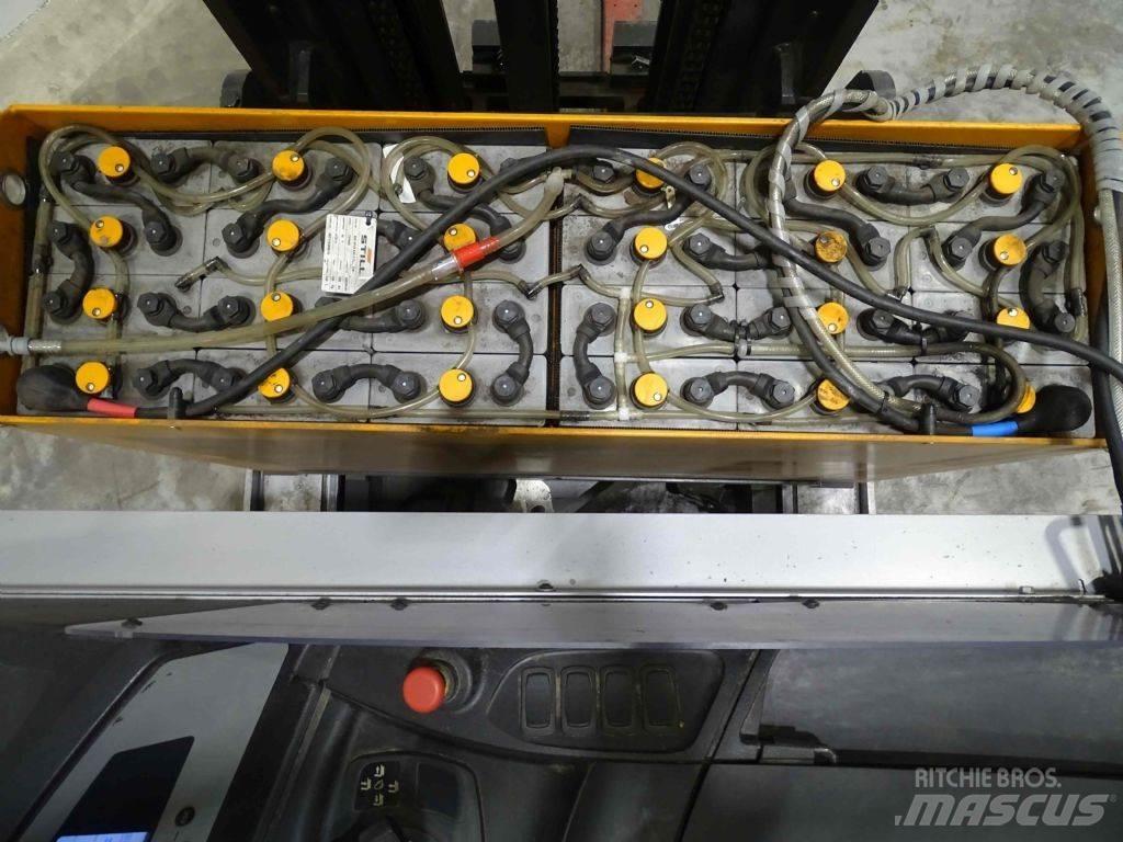 Still FM-X17 Reach truck