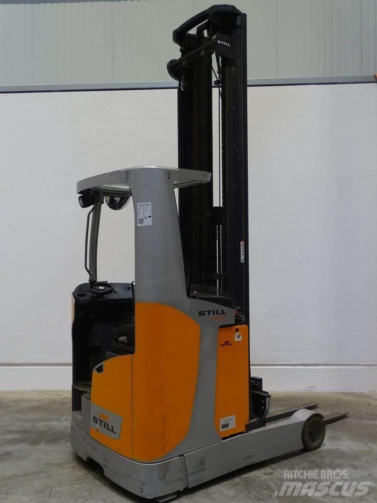 Still FM-X17 Reach truck