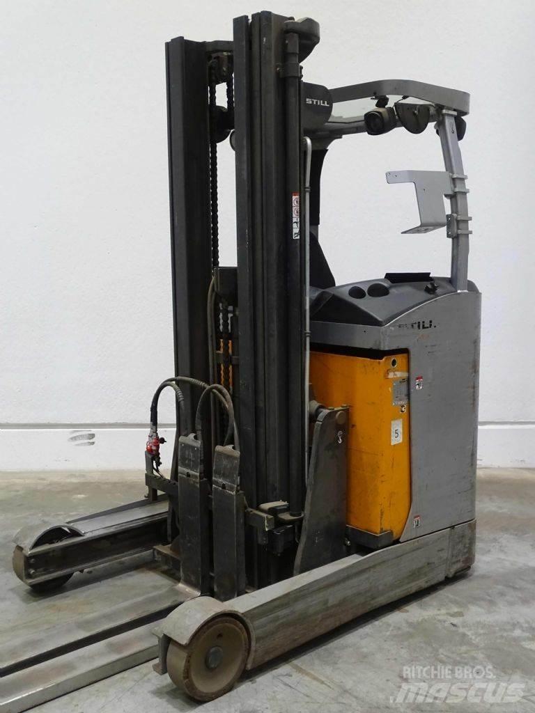 Still FM-X17 Reach truck