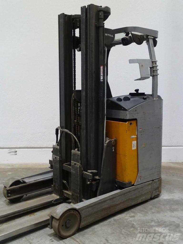 Still FM-X17 Reach truck