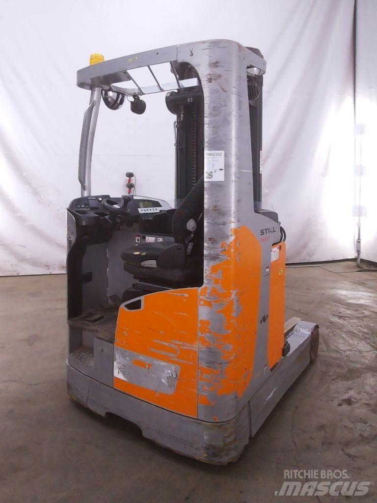 Still FM-X17 Reach truck