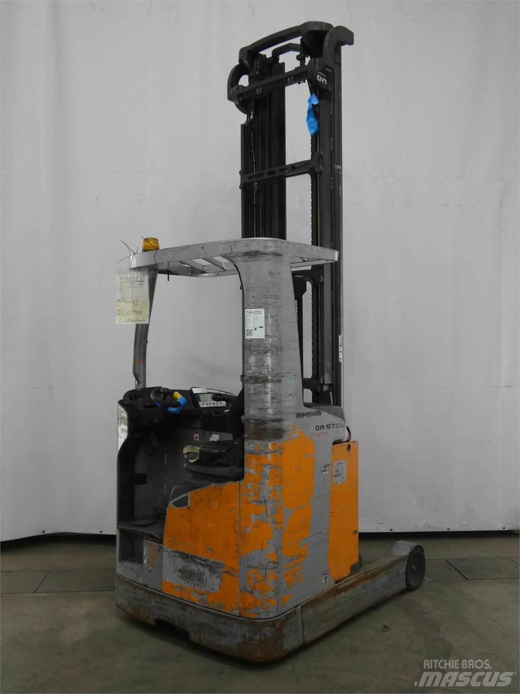 Still FM-X17 Reach truck