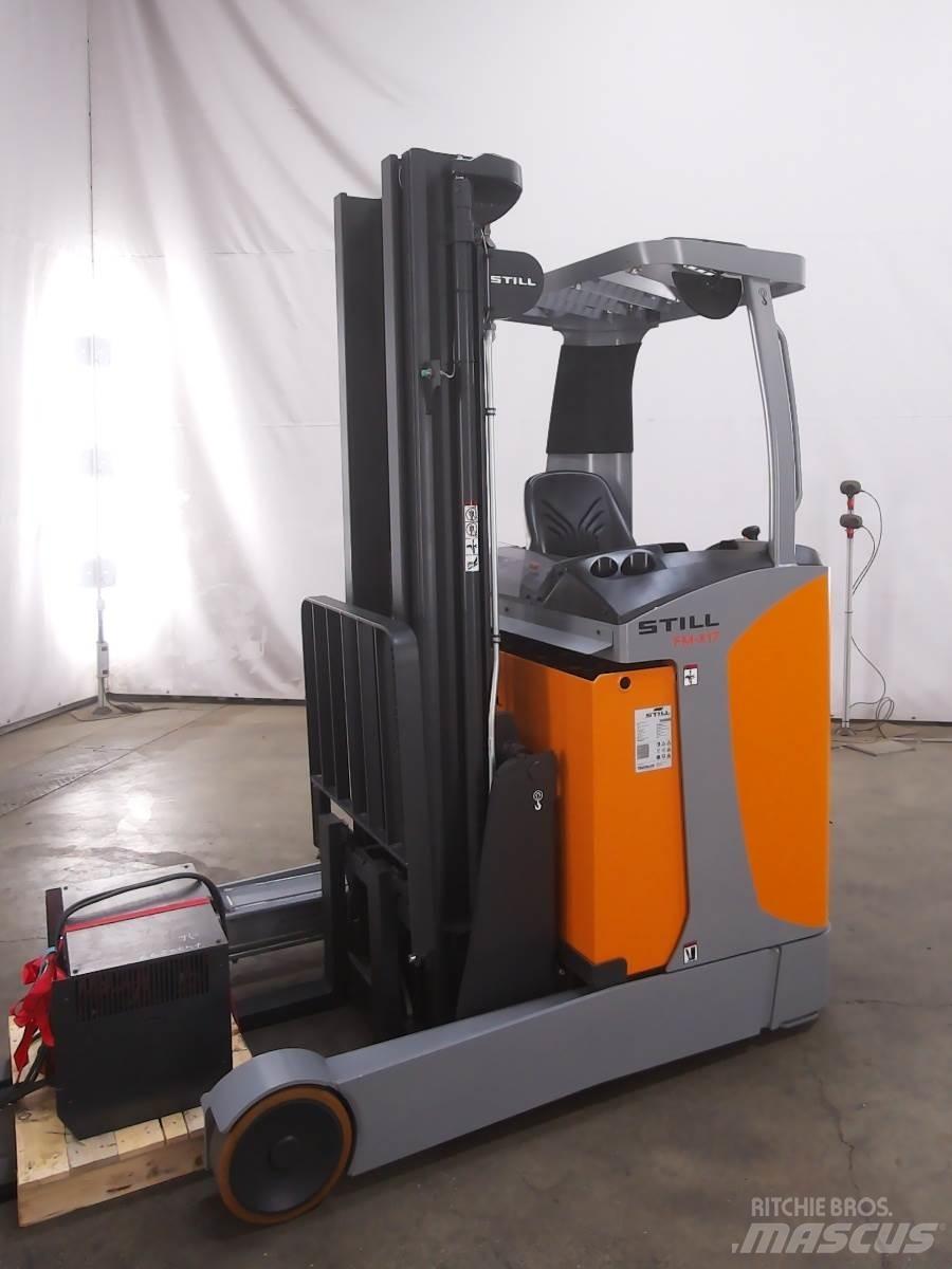 Still FM-X17 Reach truck