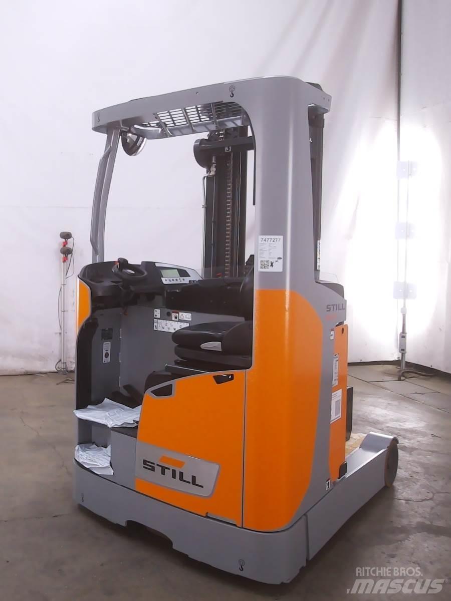 Still FM-X17 Reach truck