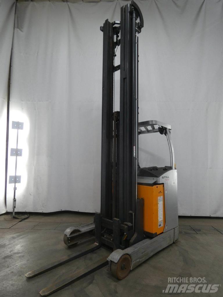 Still FM-X17 Reach truck