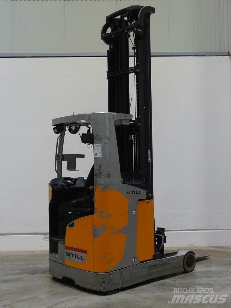 Still FM-X17 Reach truck