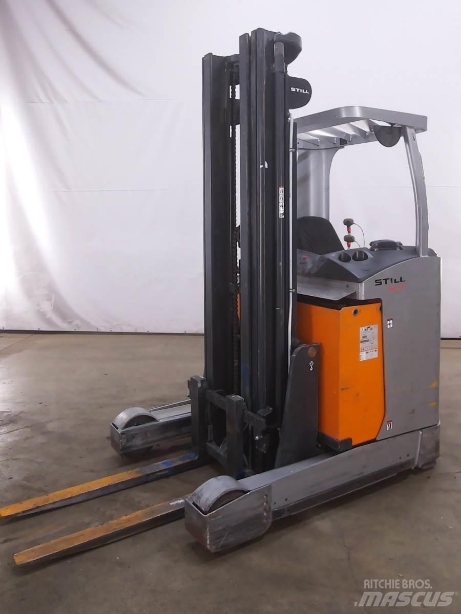 Still FM-X17 Reach truck