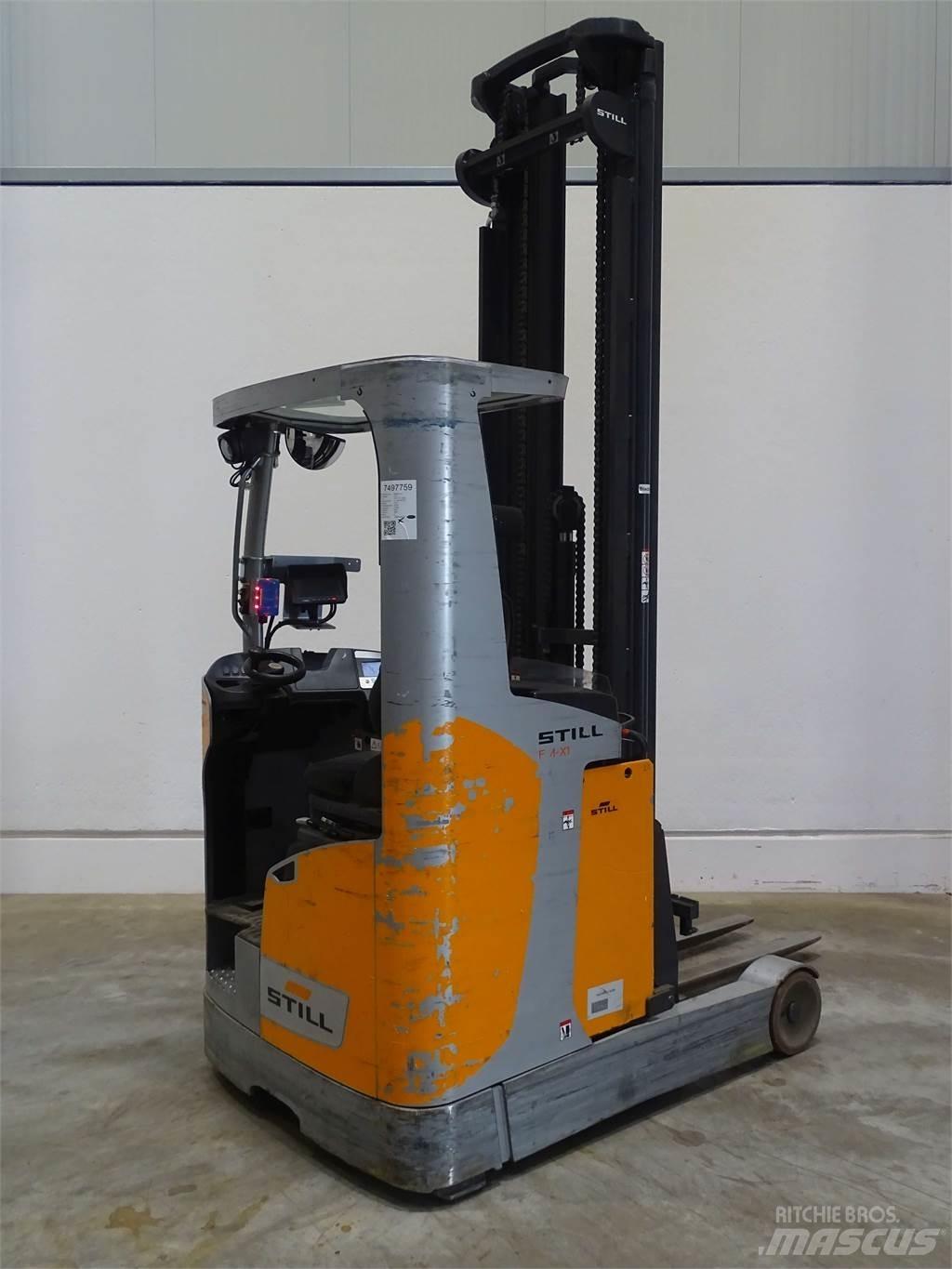 Still FM-X17 Reach truck