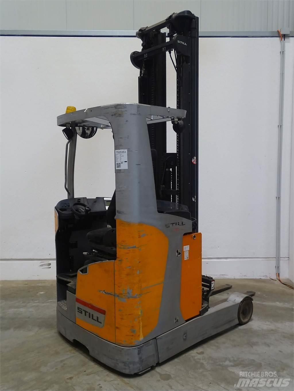 Still FM-X17 Reach truck