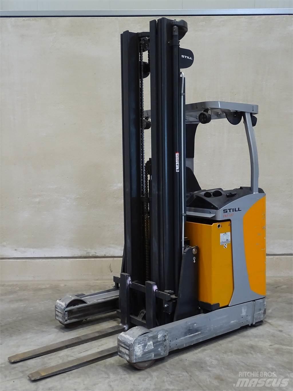 Still FM-X17 Reach truck