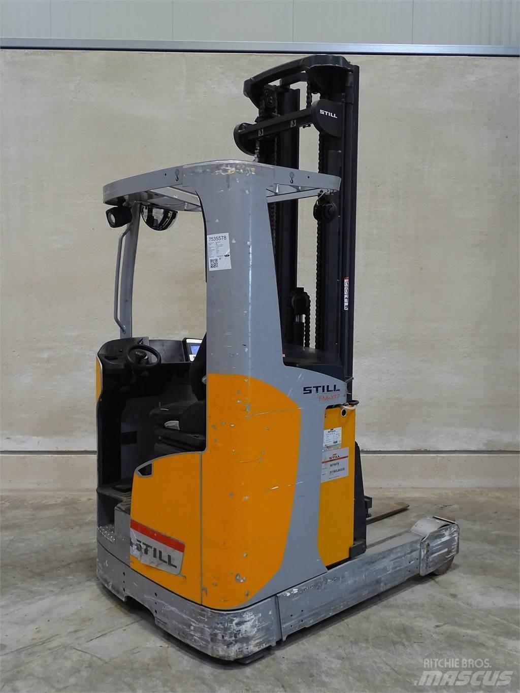 Still FM-X17 Reach truck