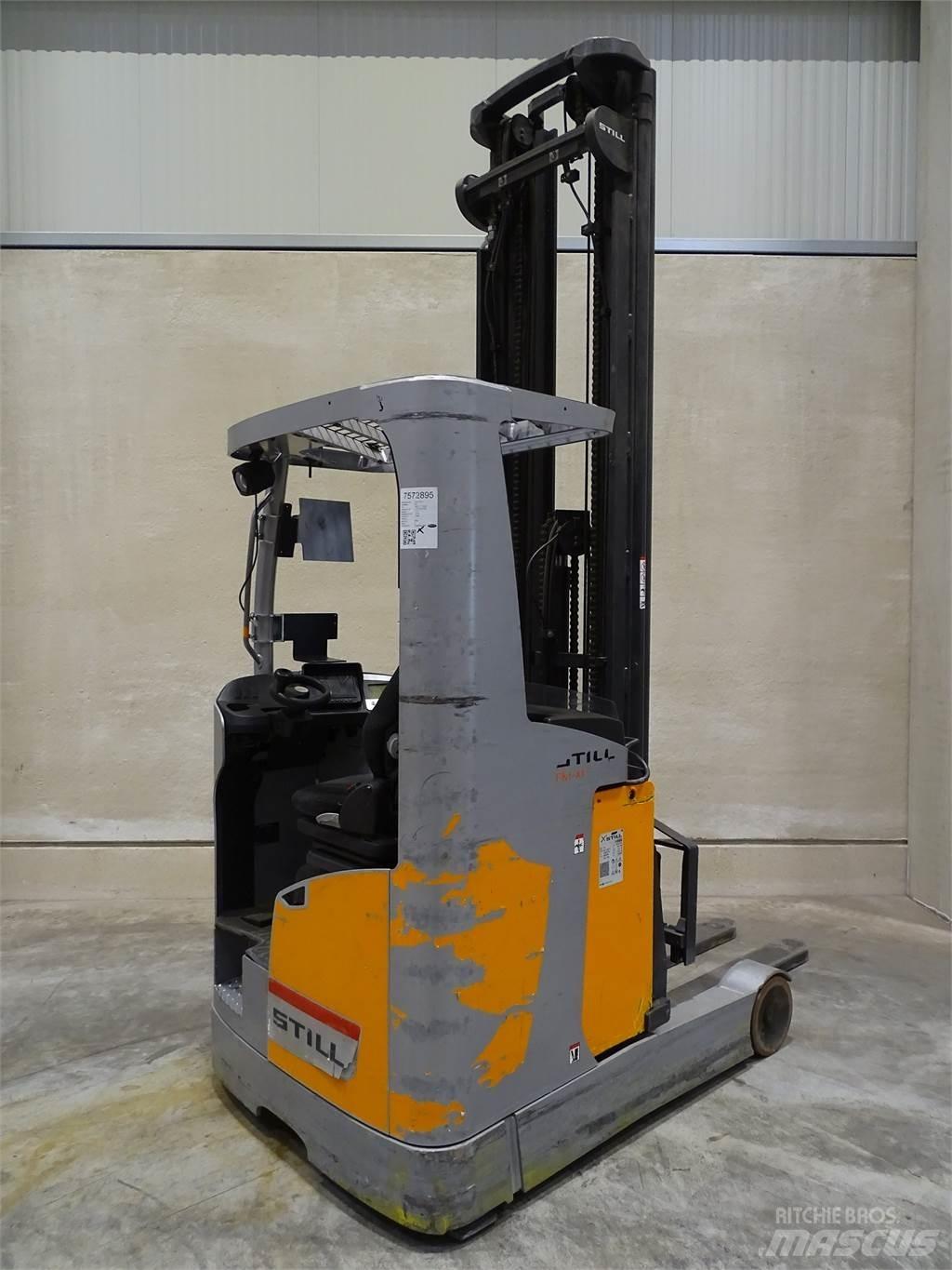 Still FM-X17 Reach truck