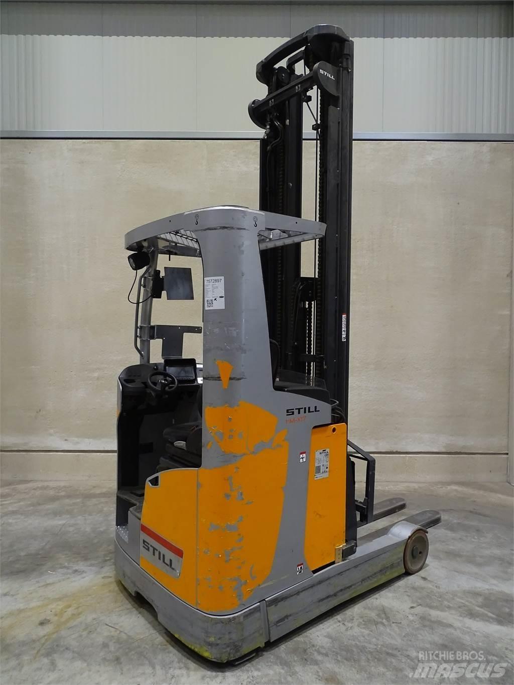 Still FM-X17 Reach truck