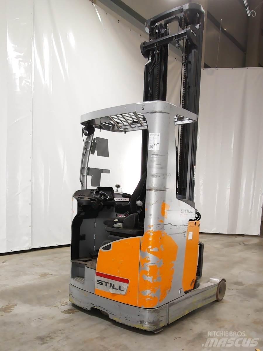 Still FM-X17 Reach truck