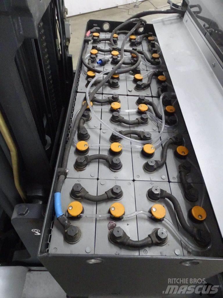 Still FM-X20 Reach truck