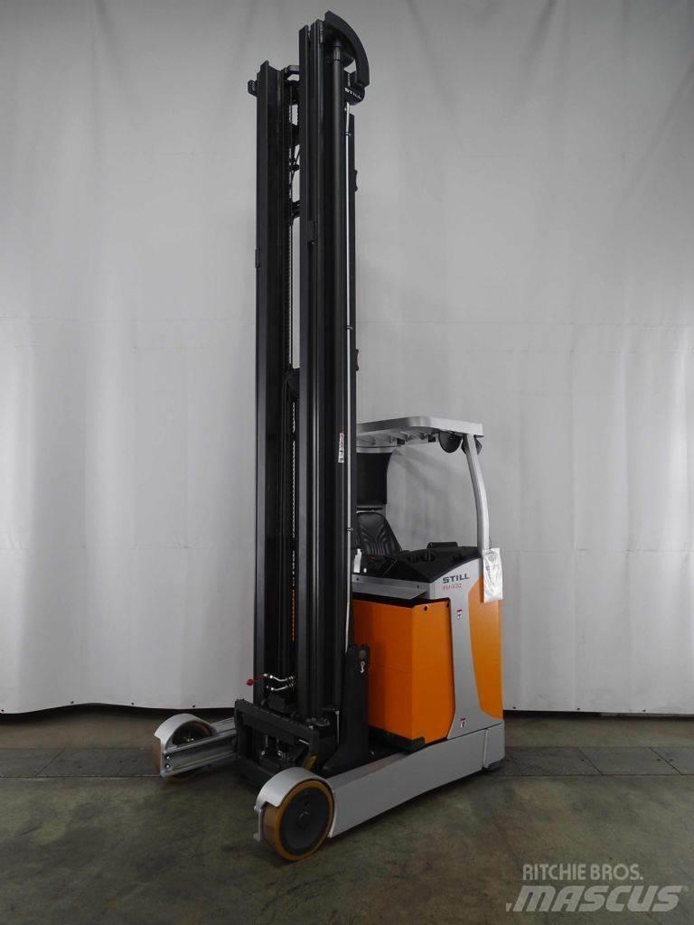 Still FM-X20 Reach truck