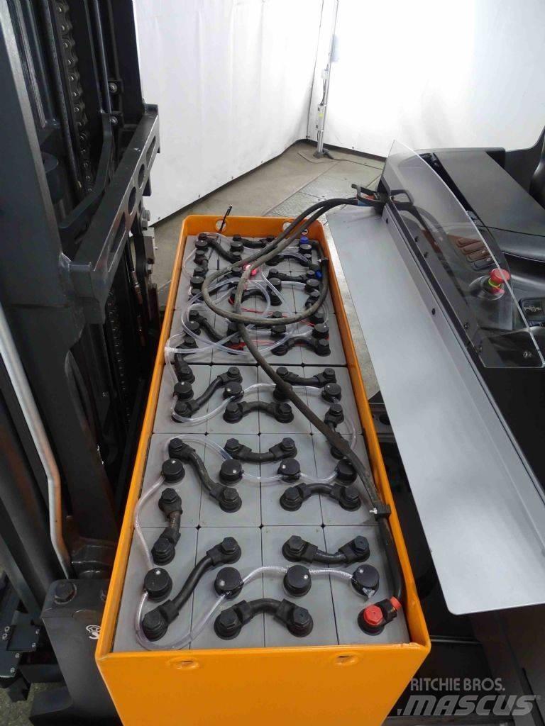 Still FM-X20 Reach truck