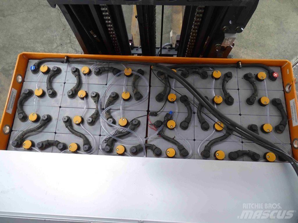 Still FM-X20 Reach truck