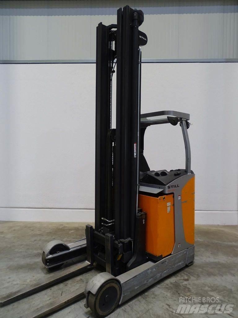 Still FM-X20 Reach truck