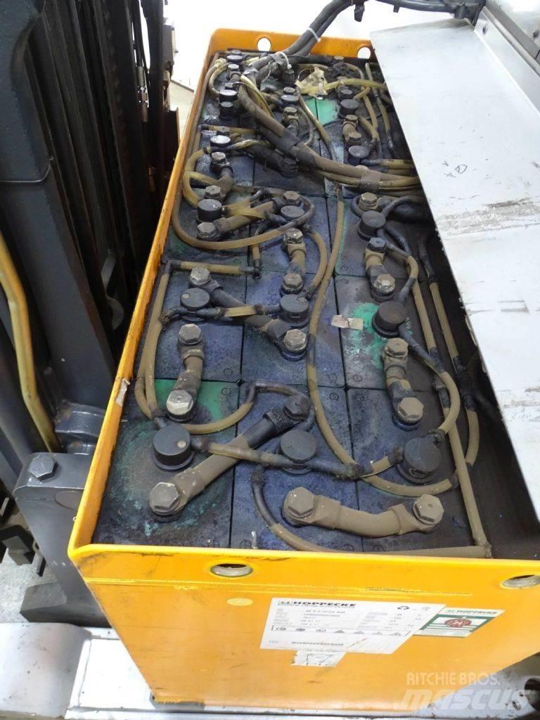 Still FM-X20 Reach truck