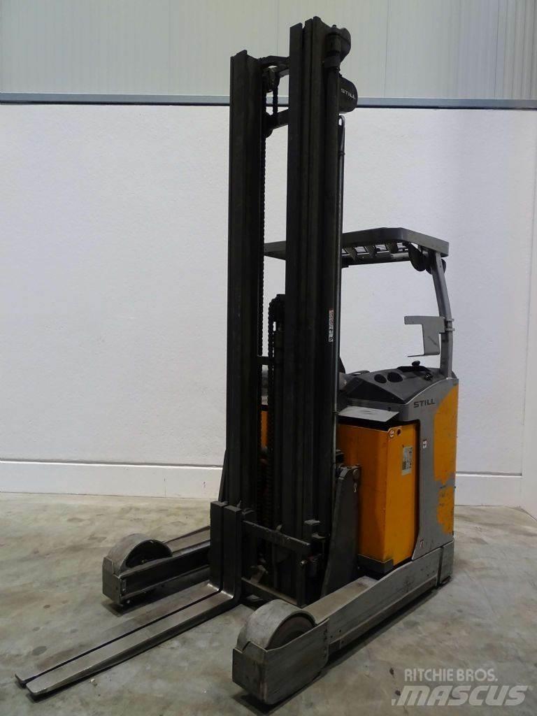 Still FM-X20 Reach truck