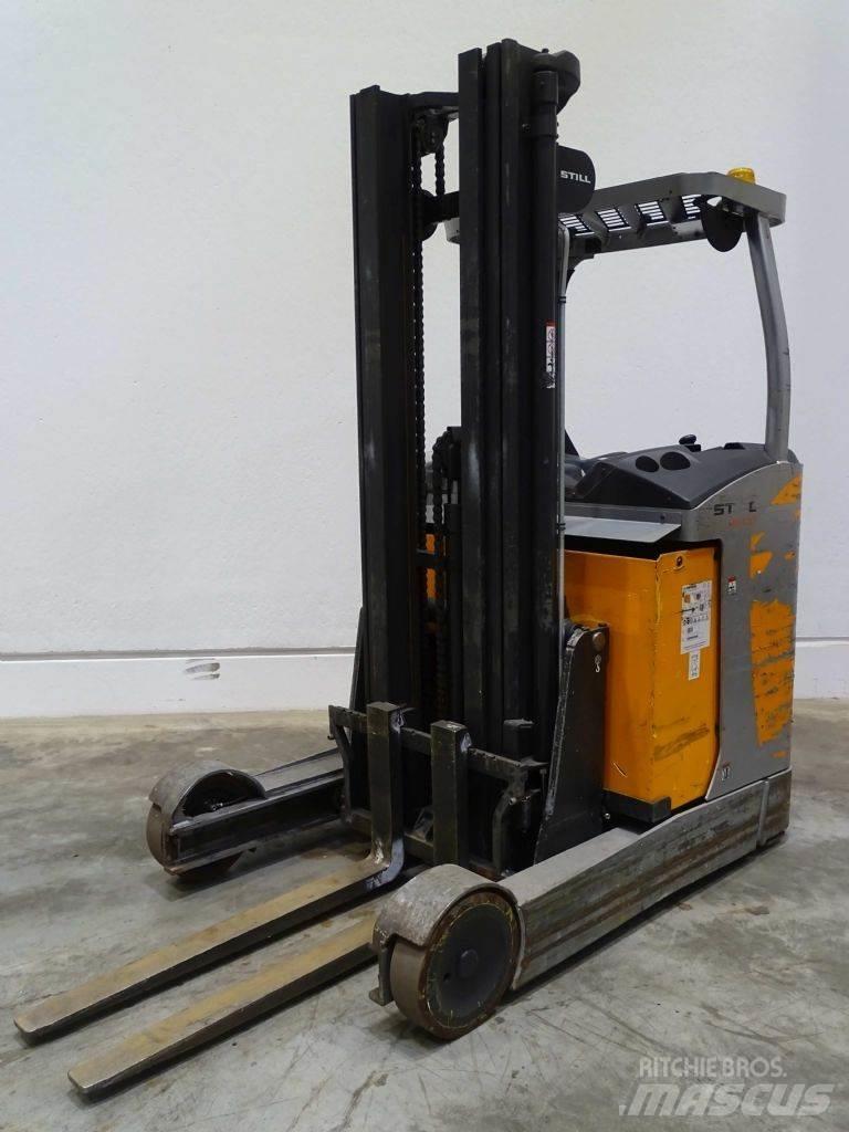 Still FM-X20 Reach truck