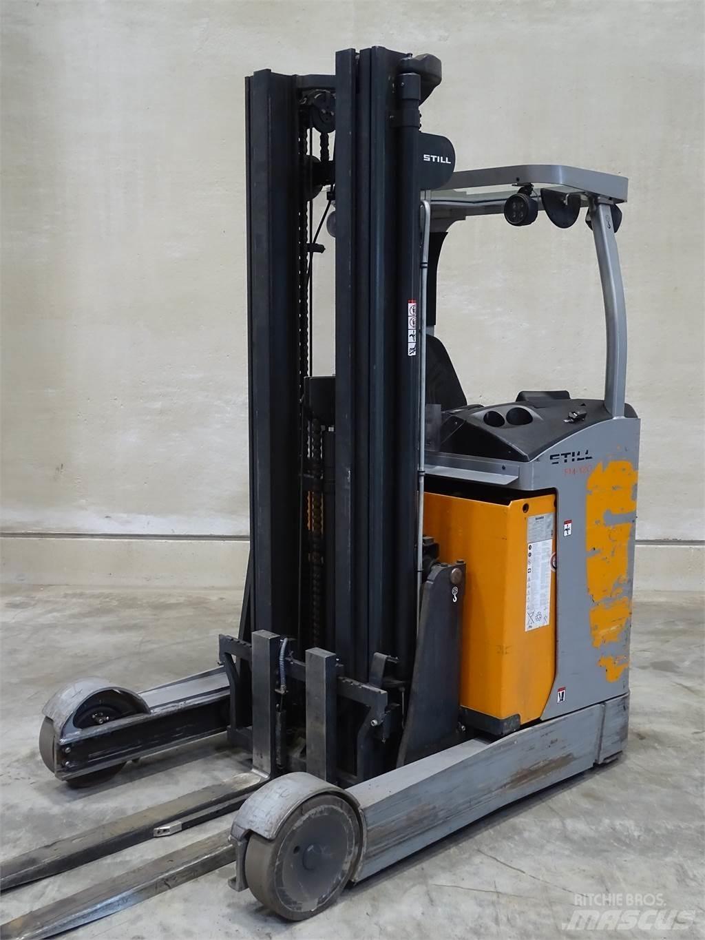 Still FM-X20 Reach truck