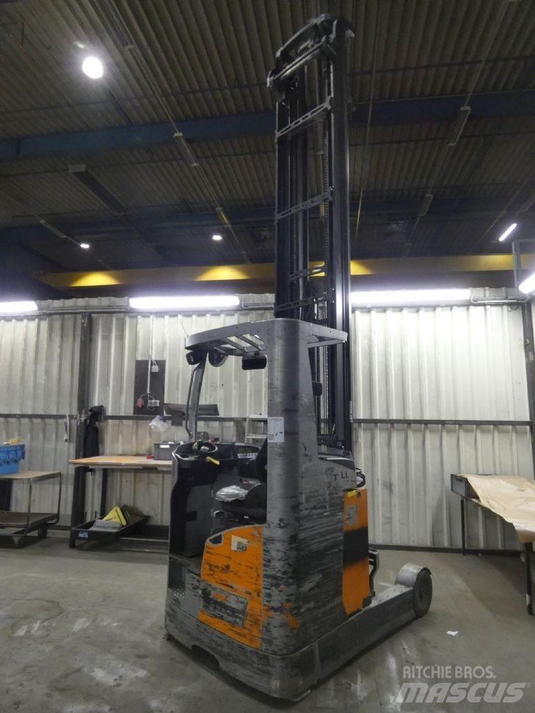 Still FM-X20 Reach truck