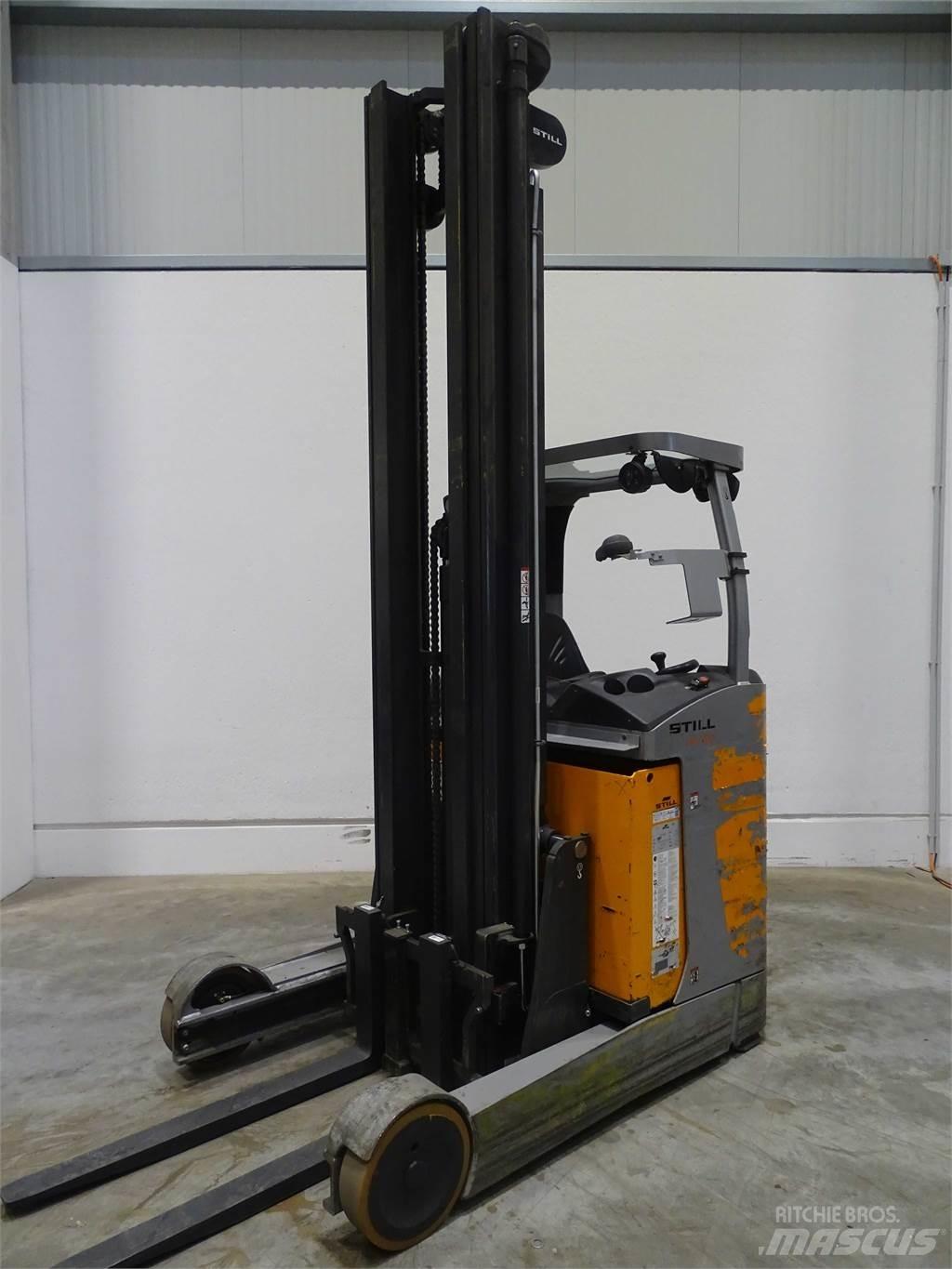 Still FM-X20 Reach truck