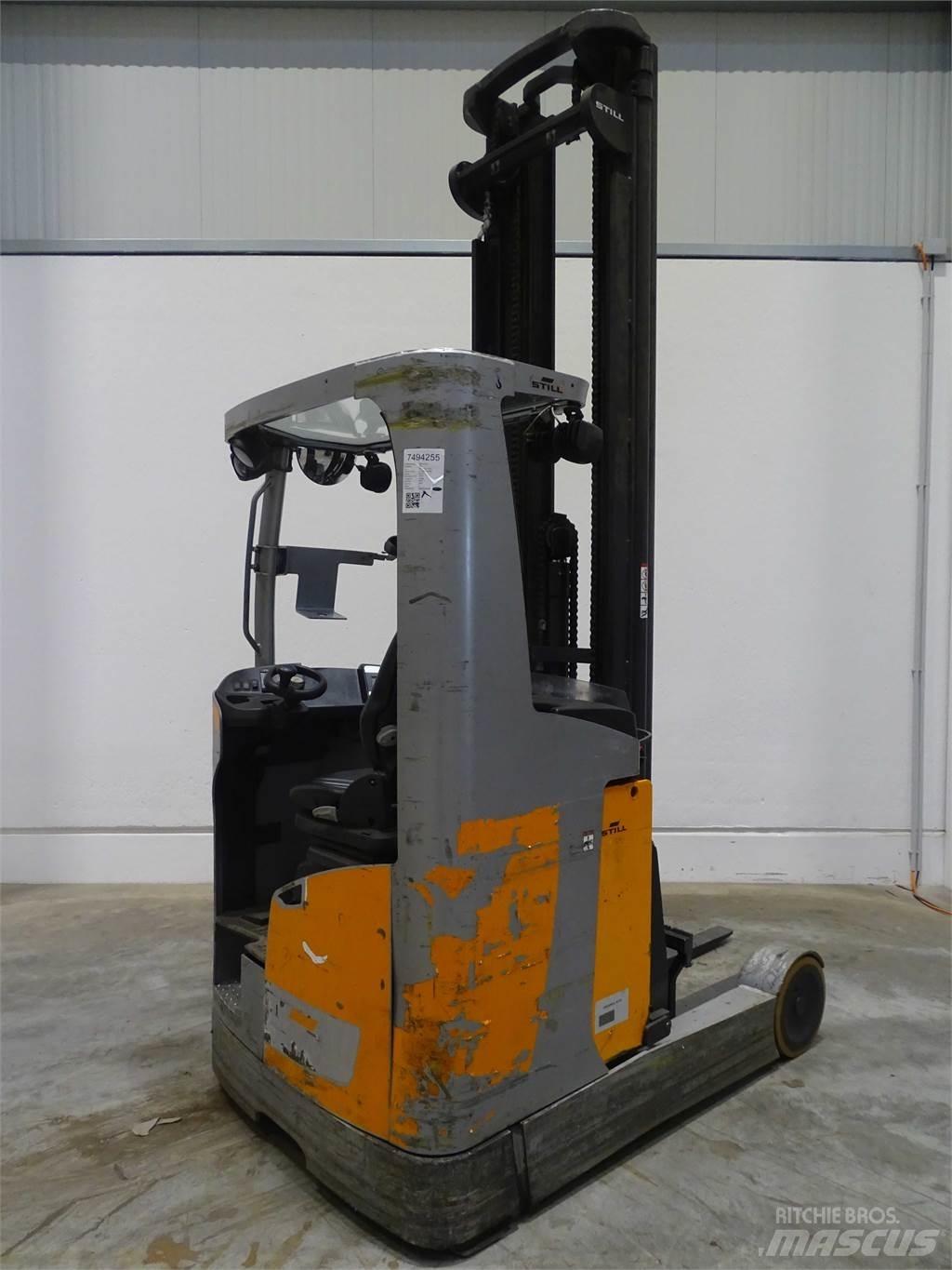 Still FM-X20 Reach truck