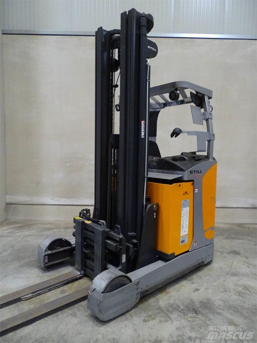 Still FM-X20 Reach truck