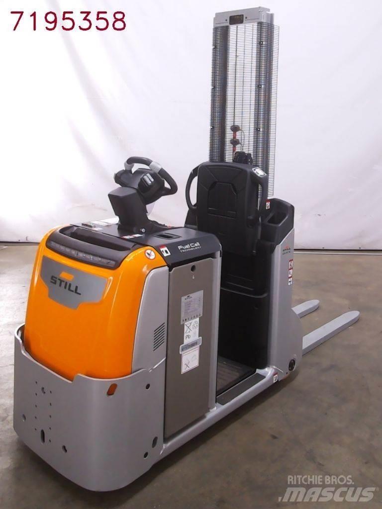 Still LTX-FF10 Tow truck